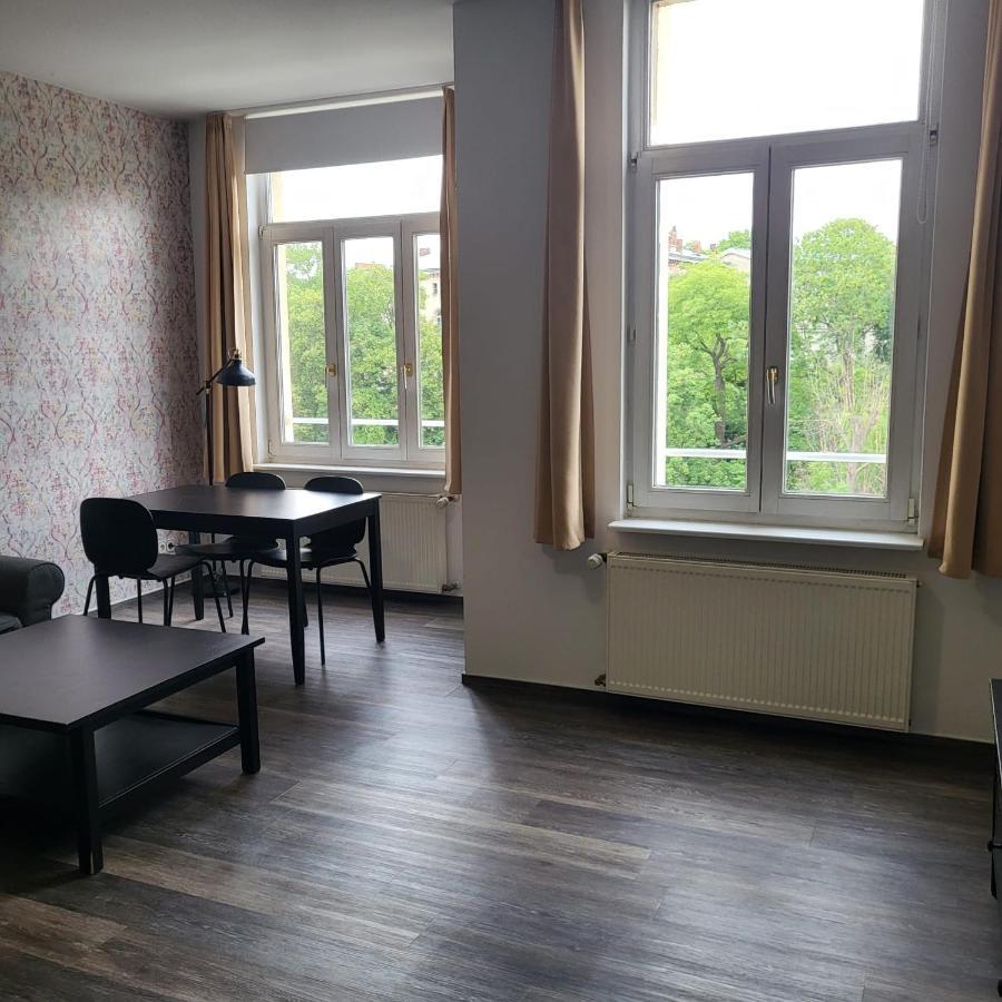 Apartment Am Dom Halle  Bagian luar foto