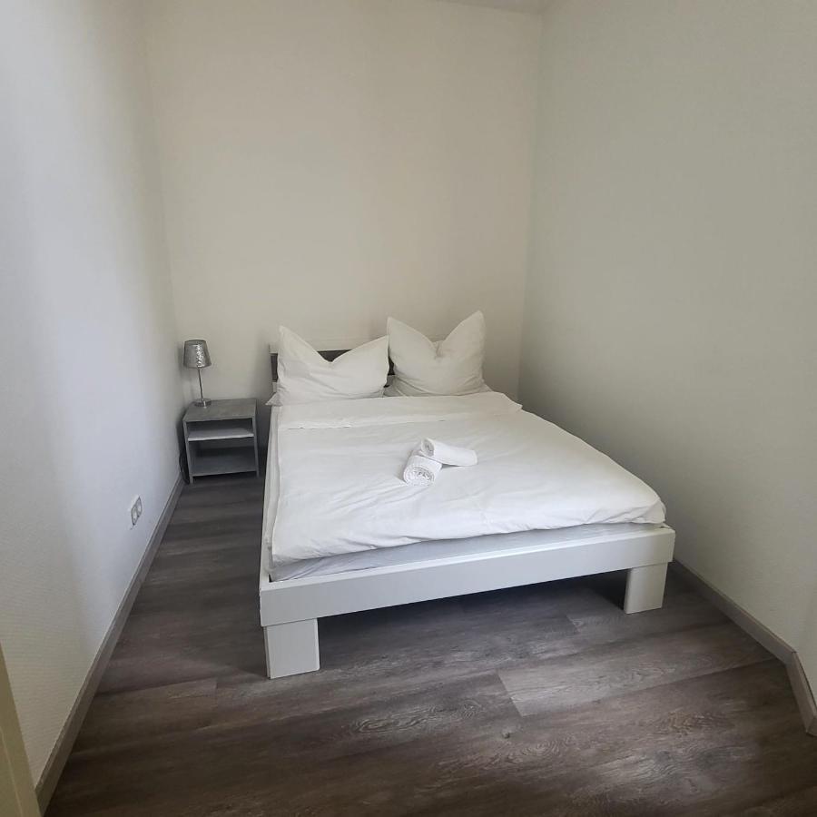Apartment Am Dom Halle  Bagian luar foto